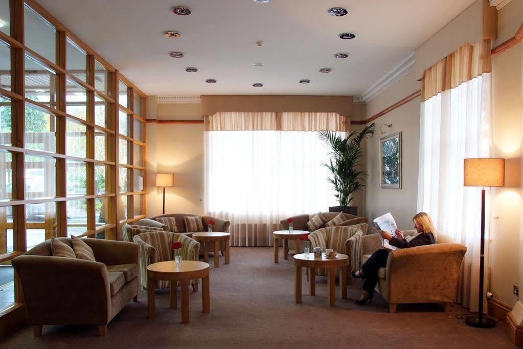 Hotel Court & Leisure Centre 4*